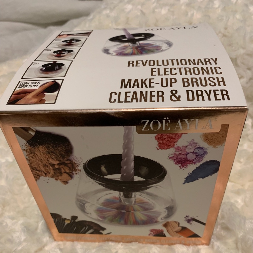 BNIB Zoe Ayla Make-up Brush Cleaner